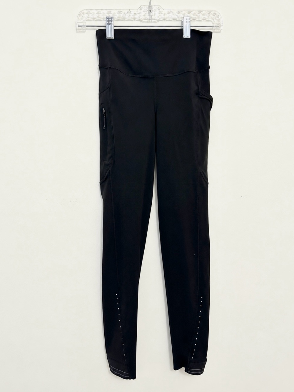 Lululemon Black High-Rise Running Leggings Women’s Size 4 Pockets